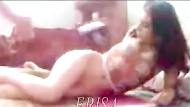 Вдул узбечке на полу со страстью